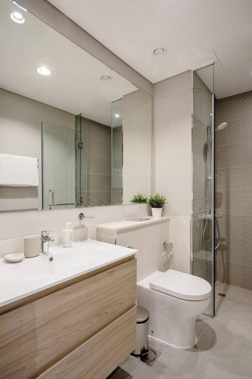 Pool View One Bed Business Bay Апартаменты