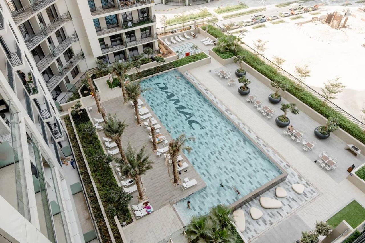 Pool View One Bed Business Bay Дубай